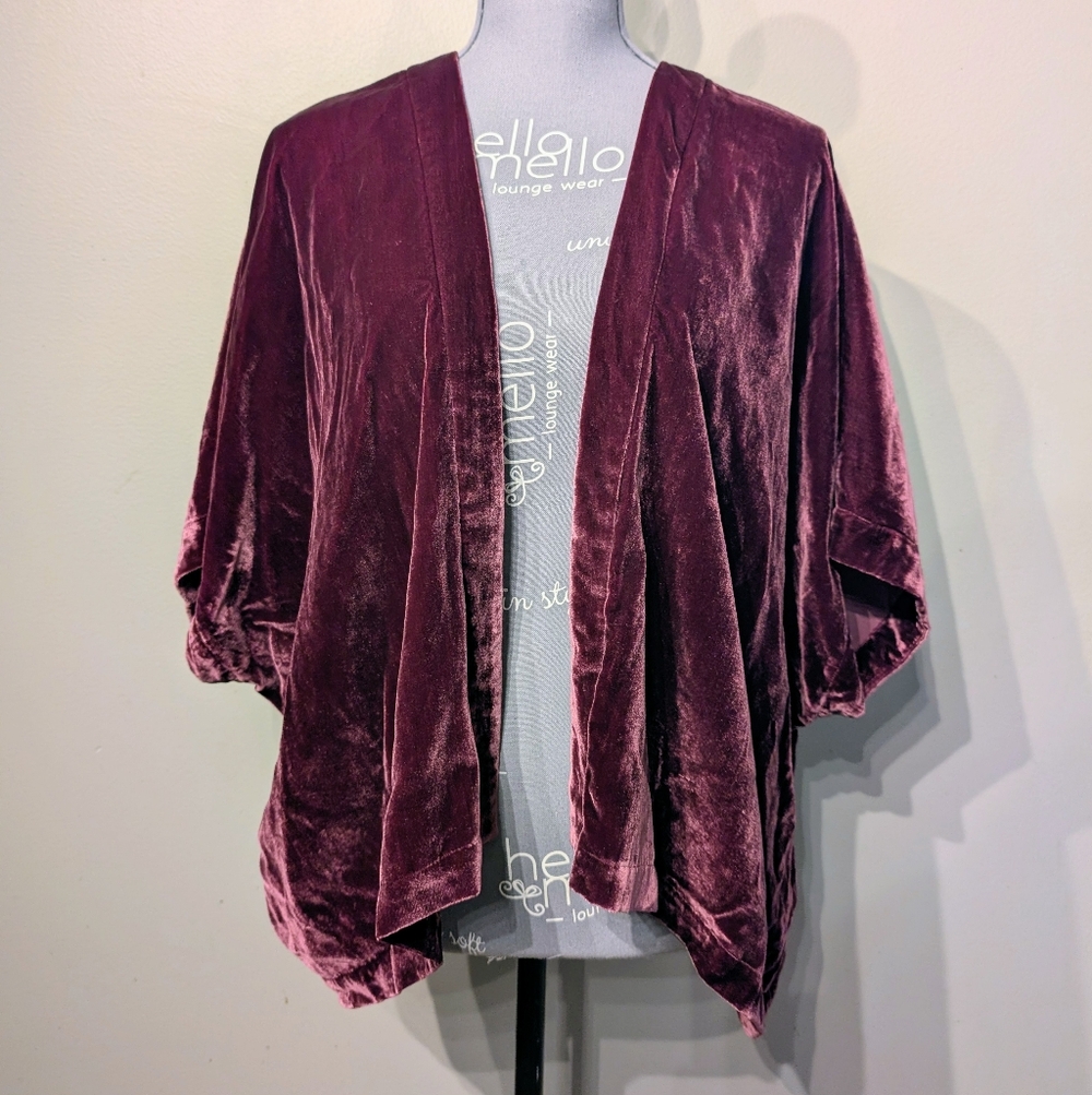 Aritzia Talula Velvet Fawkner Dolman Open Kimono Cardigan Burgundy XXS XS - Picture 3 of 11
